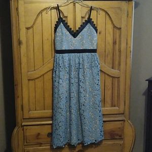 Little Mistress Midi Lace dress